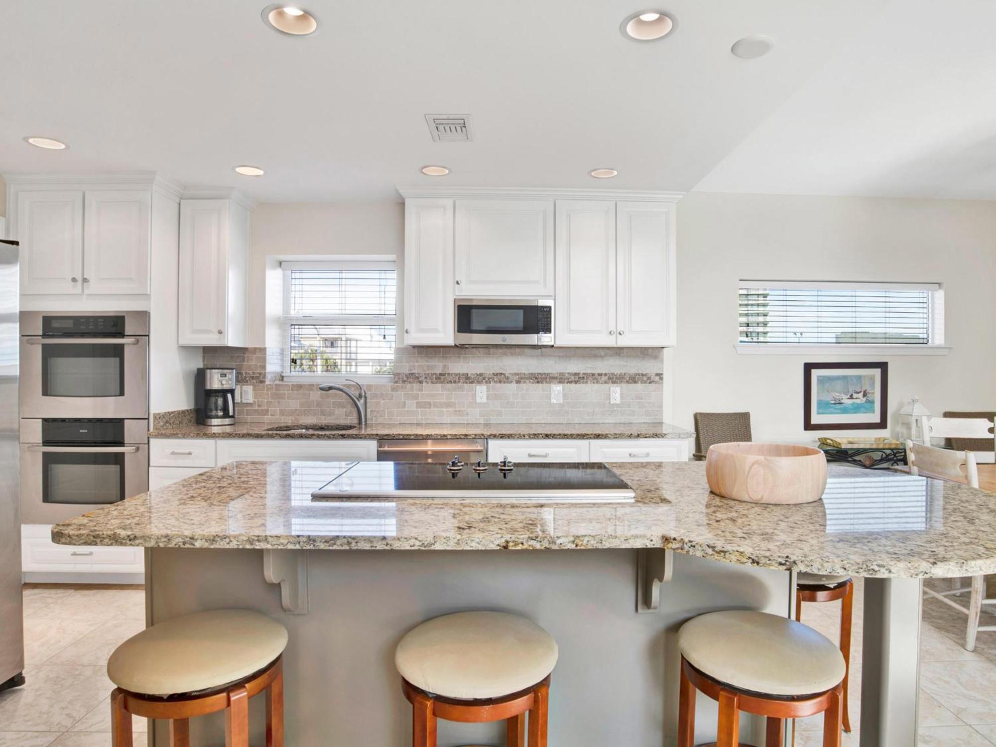 Awesome In Pensacola With Outdoor Swimming Pool And 3 Bedrooms