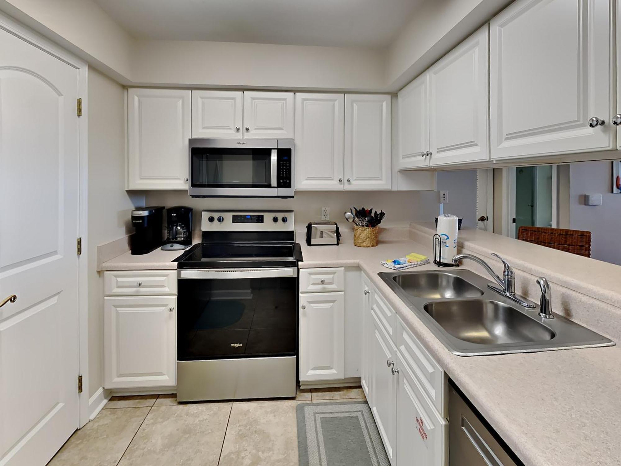 Regency Towers 704 West - Million Dollar View *