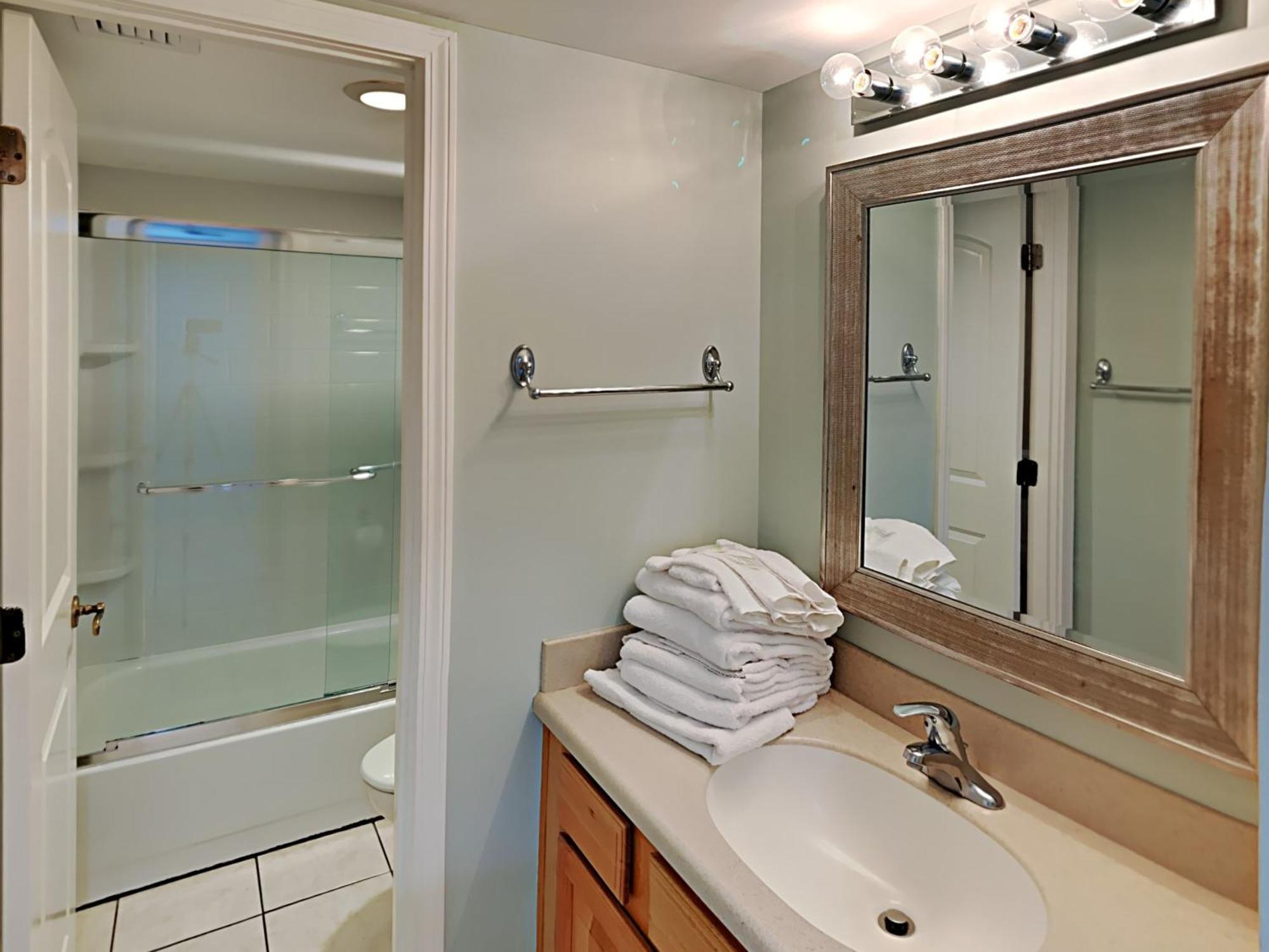 Apartment Regency Towers 501 West