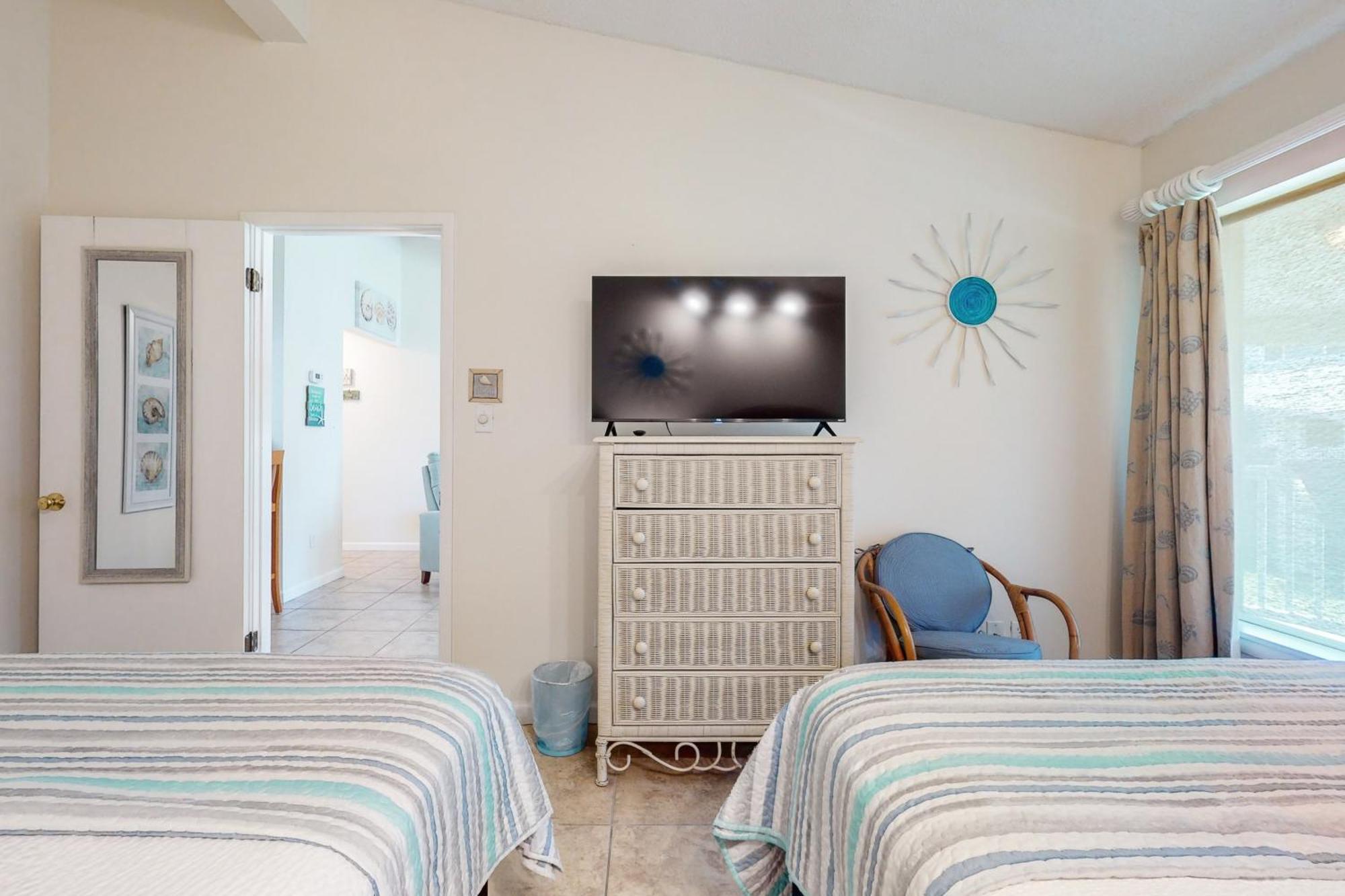 Dollar E205 Pensacola Beach