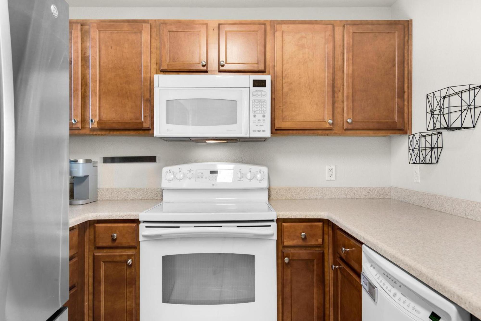Emerald Dolphin Unit 1520 * Pensacola Beach