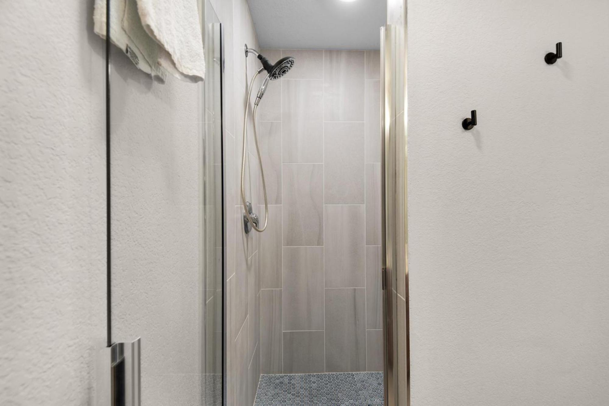 Emerald Dolphin Unit 1520 Holiday home *