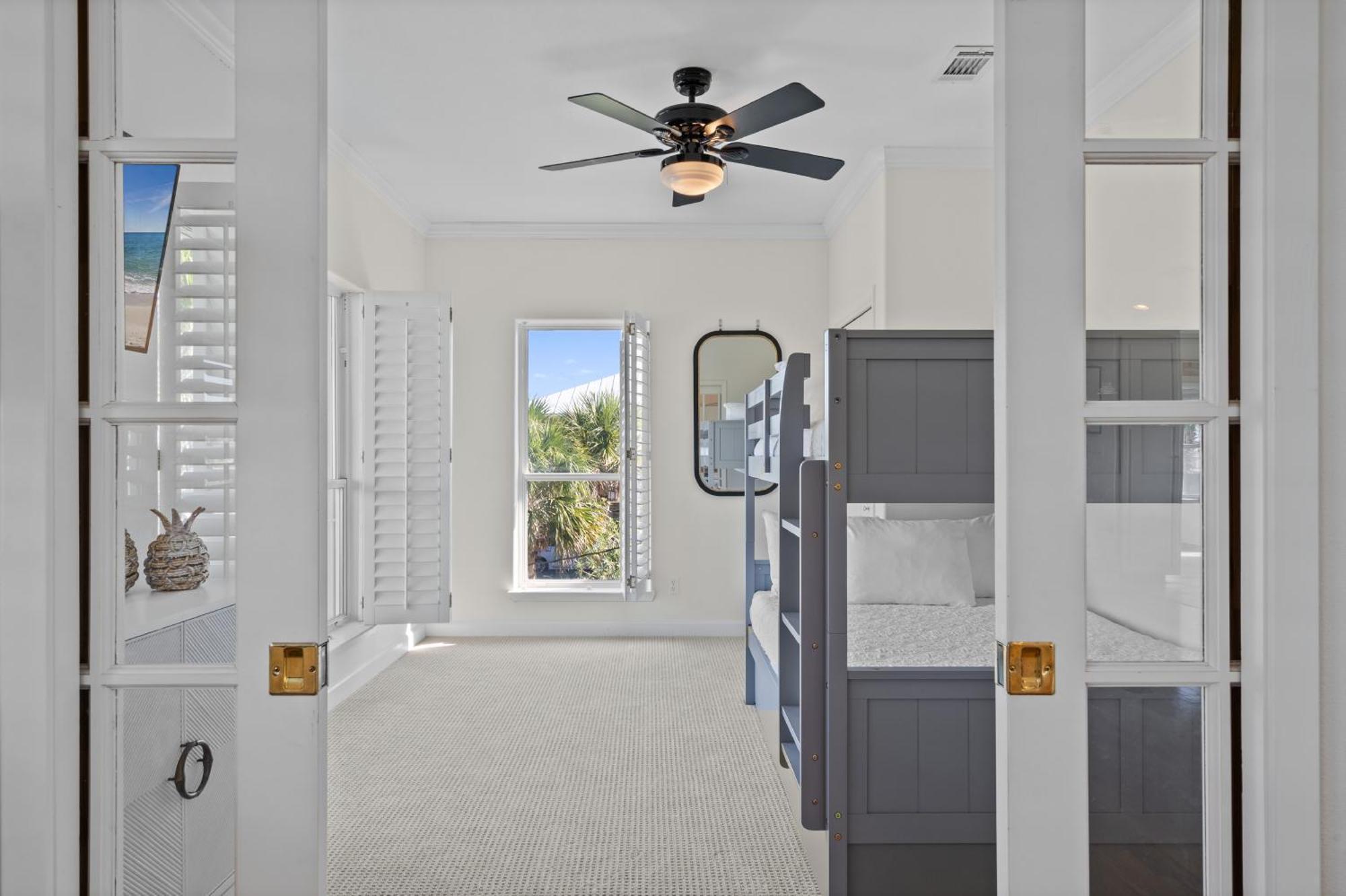 Panferio Seacret Pensacola Beach