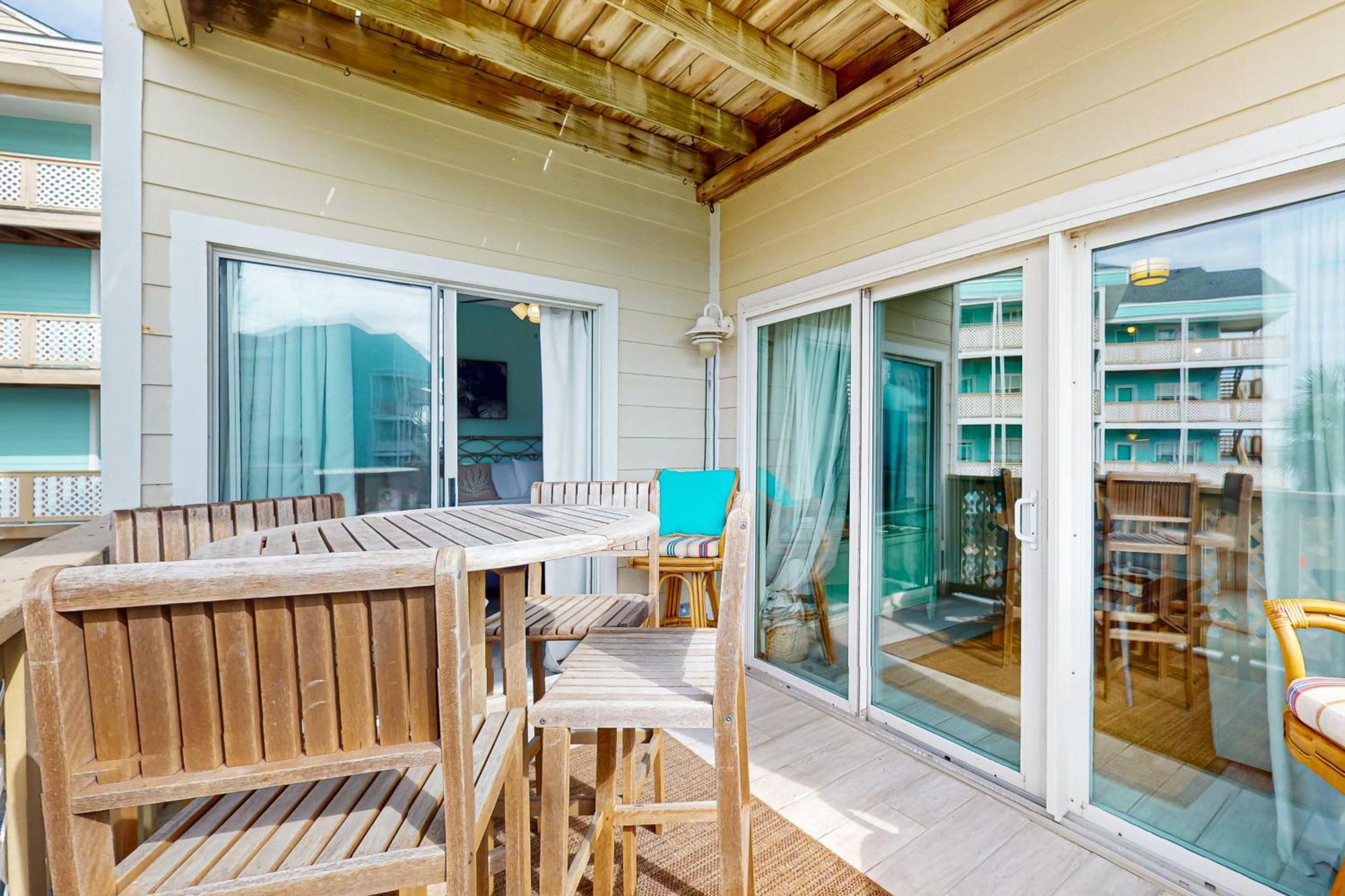 Baywatch F4 Apartment Pensacola Beach