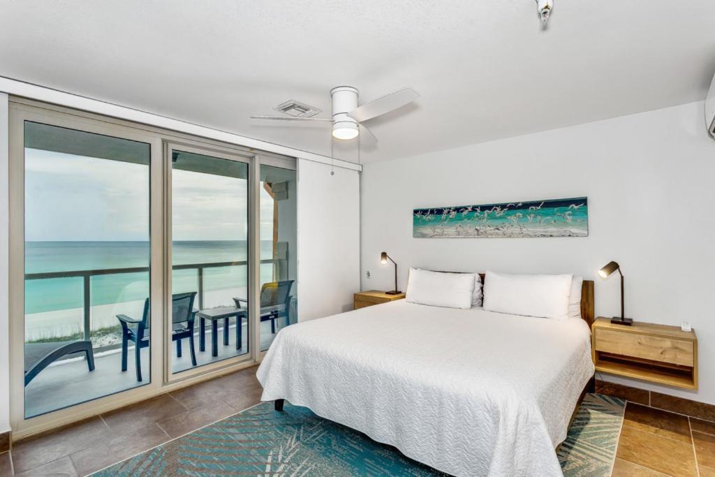 Club 2b - 302a Apartment
