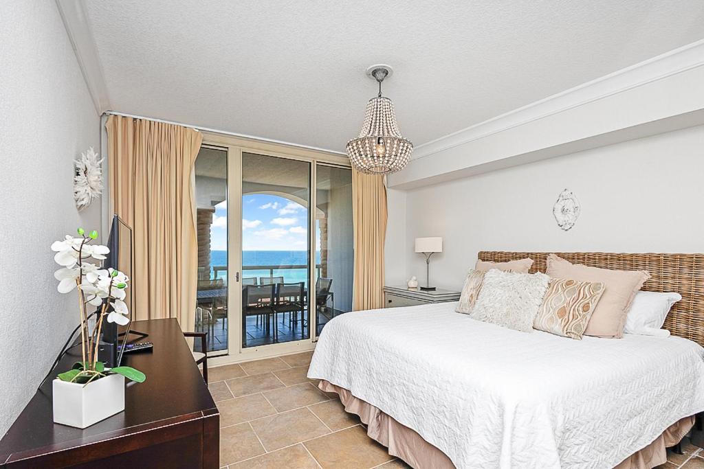 Apartment Club Gulf Front 3b - 605