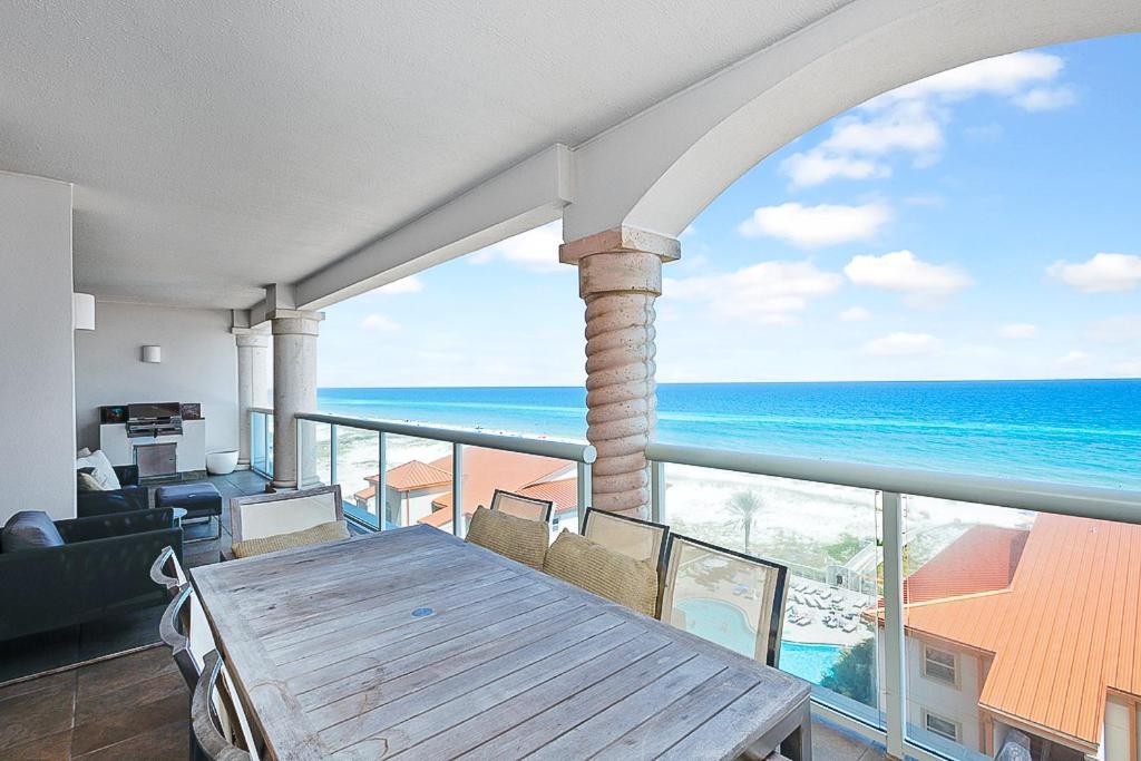 Club Gulf Front 3b - 605 * Pensacola Beach