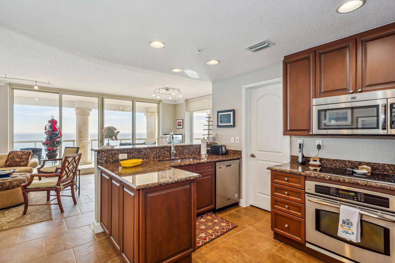Club Gulf Front 4b - 1106 * Pensacola Beach