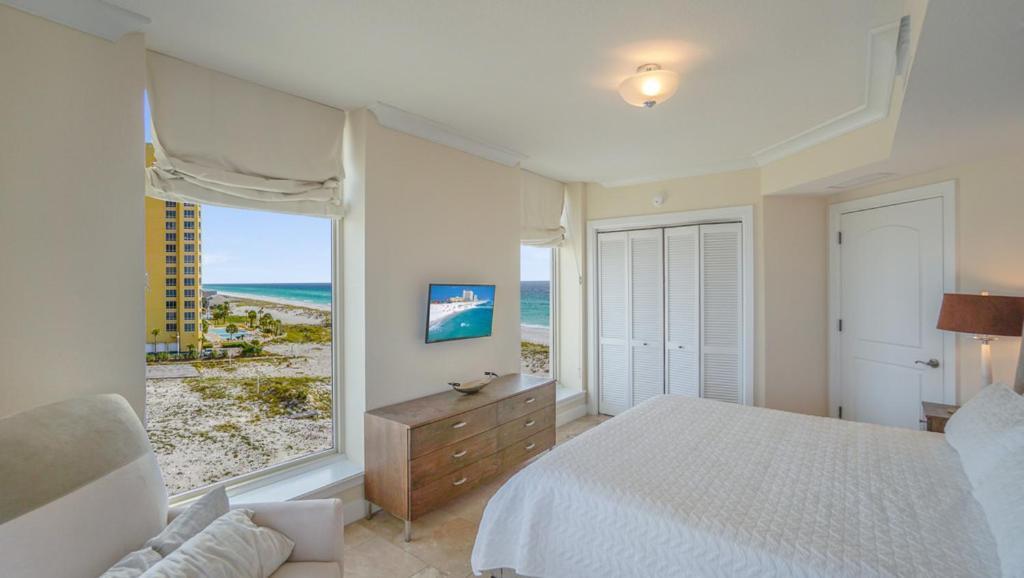 Club Gulf Front 4b - 401 Pensacola Beach
