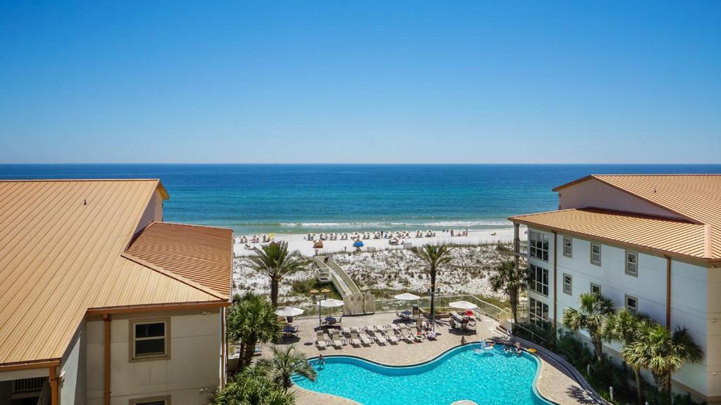 Club Gulf Front 3b - 402 *