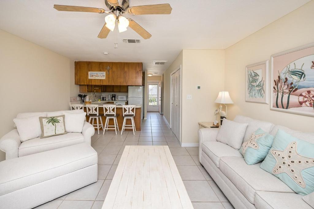 Sandy Dreams - 2b Townhome