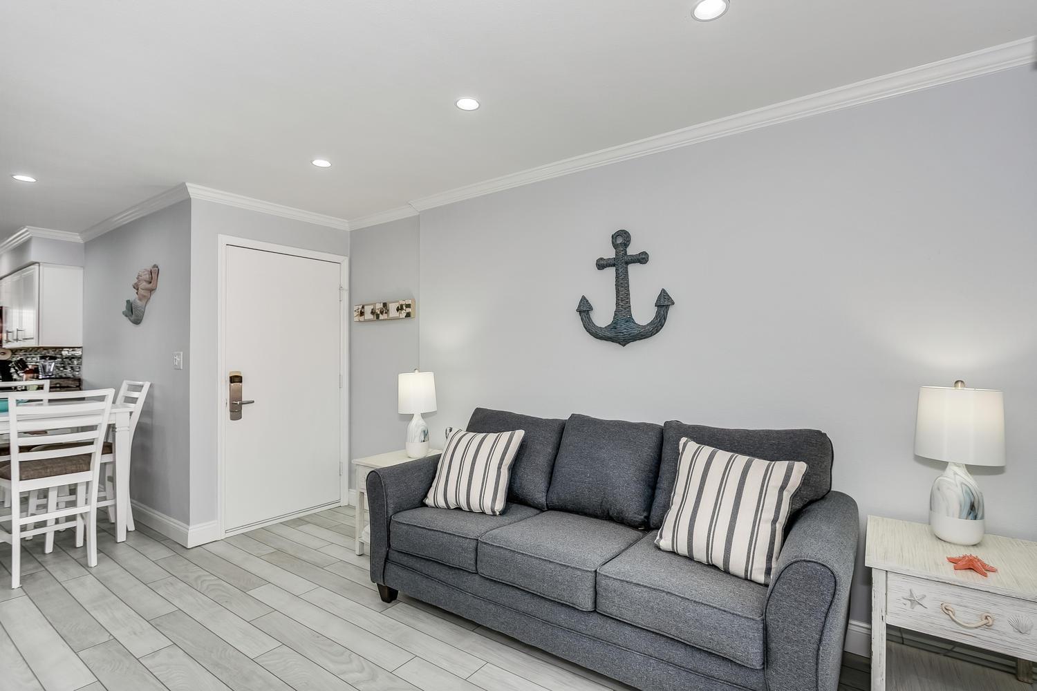 On The Gulf 2b Townhome - B7 * Pensacola Beach
