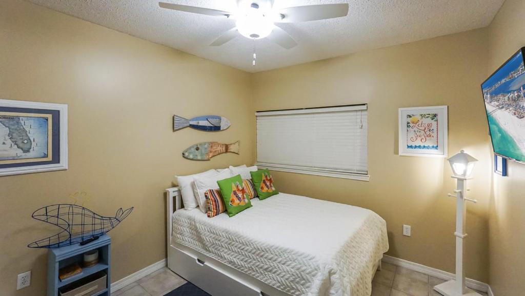Apartment Emerald Isle Gulf Front 3b - 301 Pensacola Beach