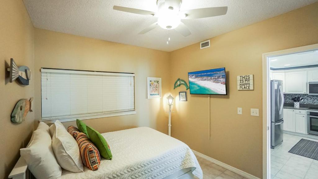 Emerald Isle Gulf Front 3b - 301 Apartment