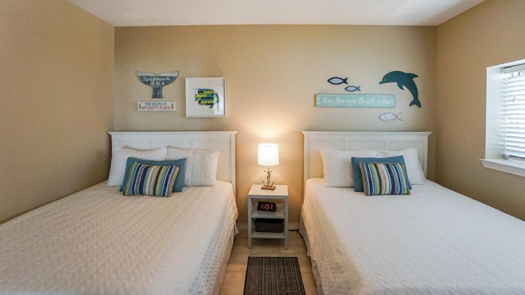 Apartment Emerald Isle Gulf Front 3b - 301 Pensacola Beach