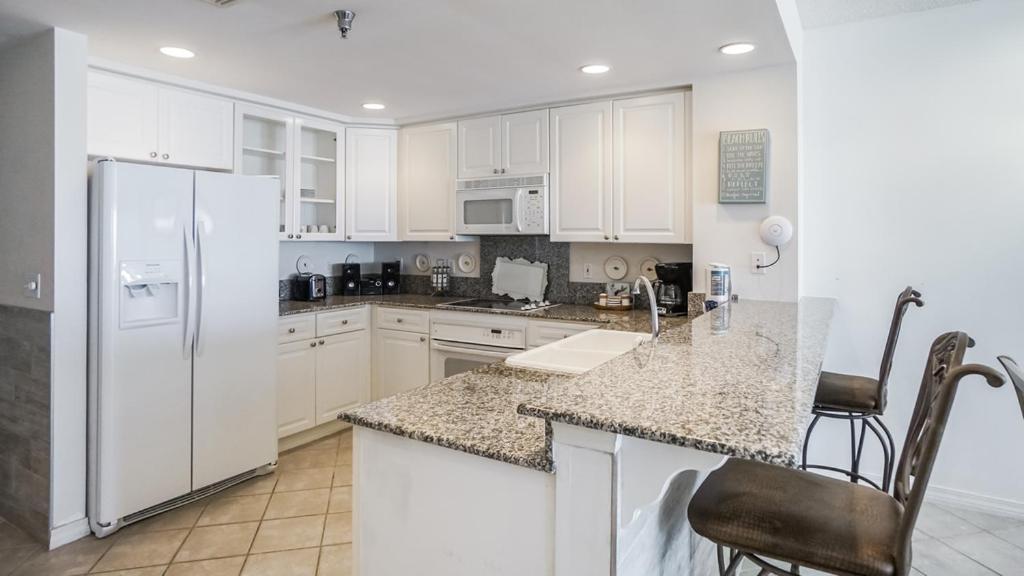 Apartment Emerald Isle Gulf Front 2b - 303 *