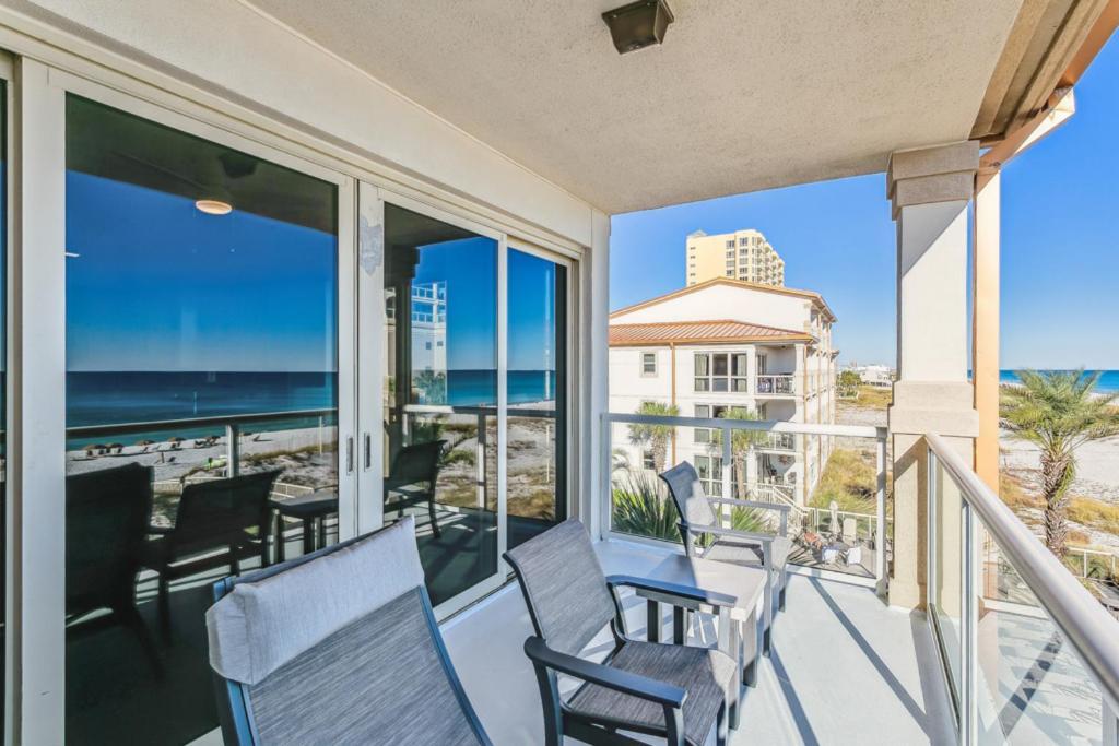 Club 2b - 301a Apartment