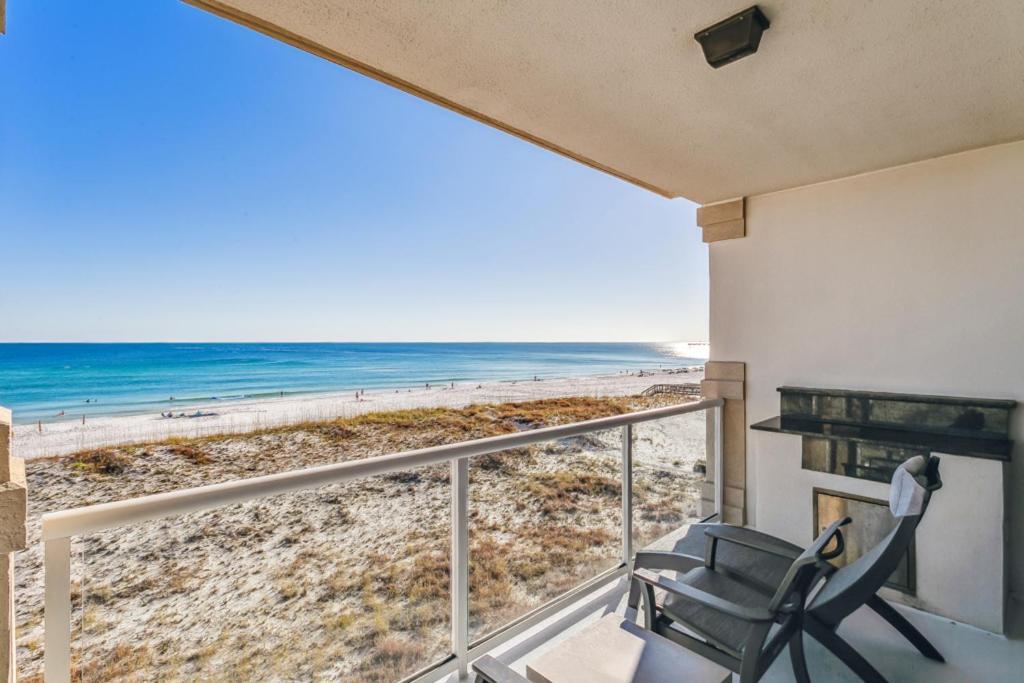 Club 2b - 301a Apartment *