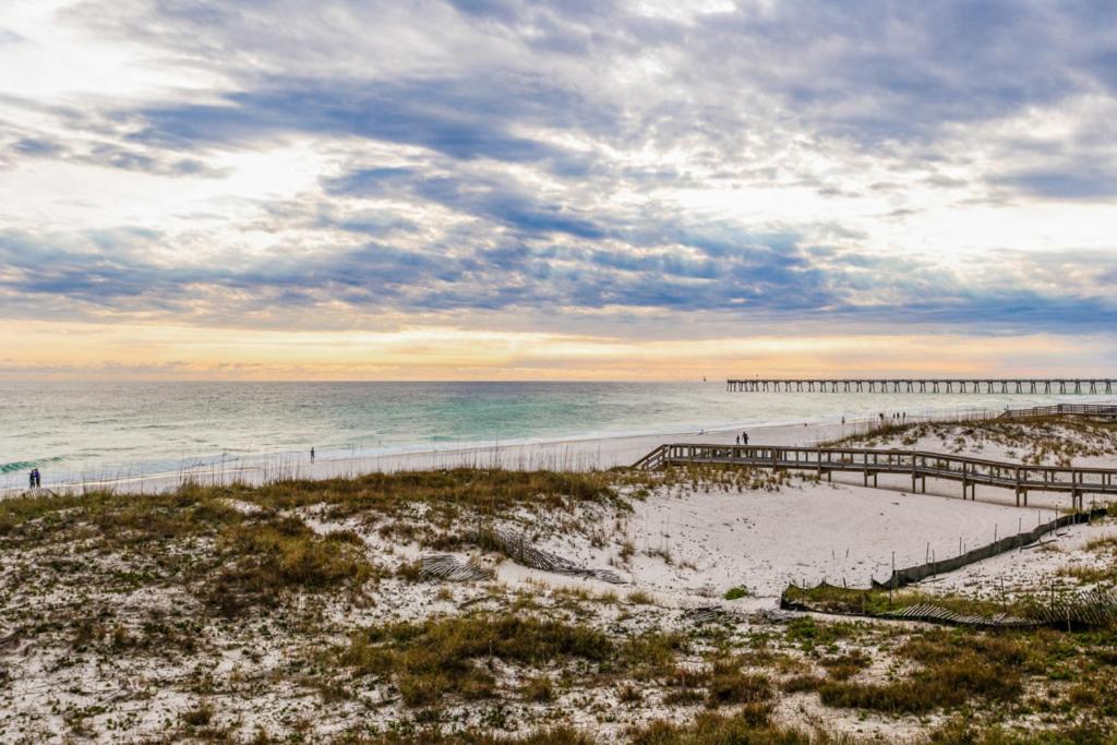 Apartment Club 2b - 201a Pensacola Beach