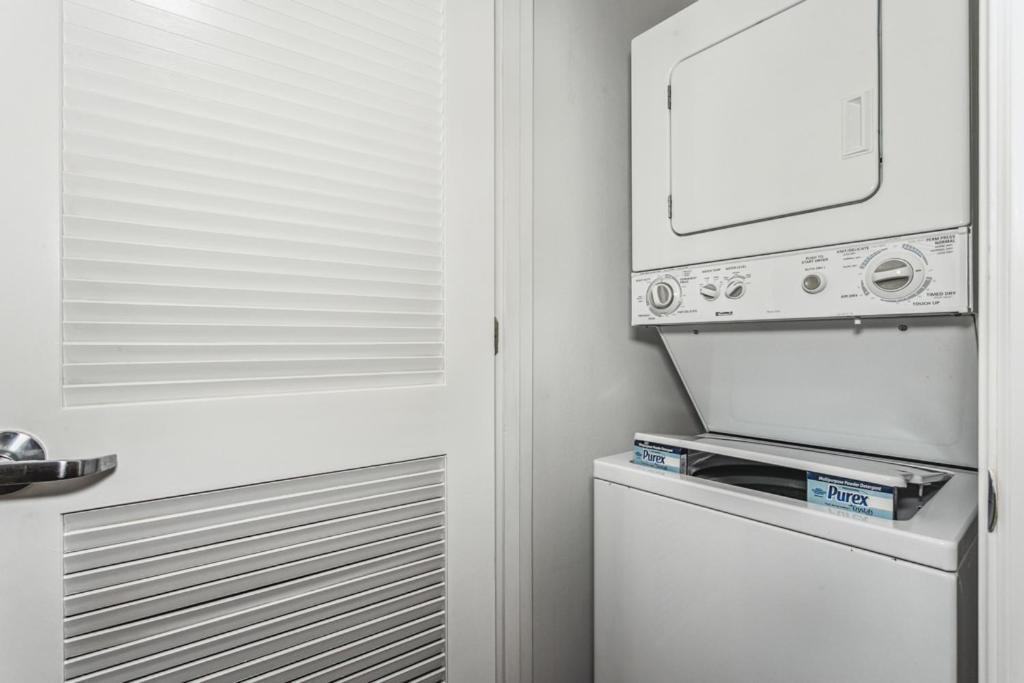 Apartment Club 2b - 201a Pensacola Beach