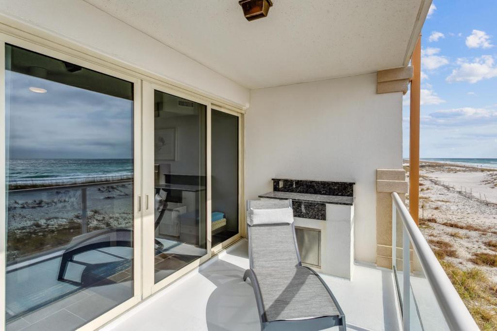 Apartment Club 1b - 205b Pensacola Beach