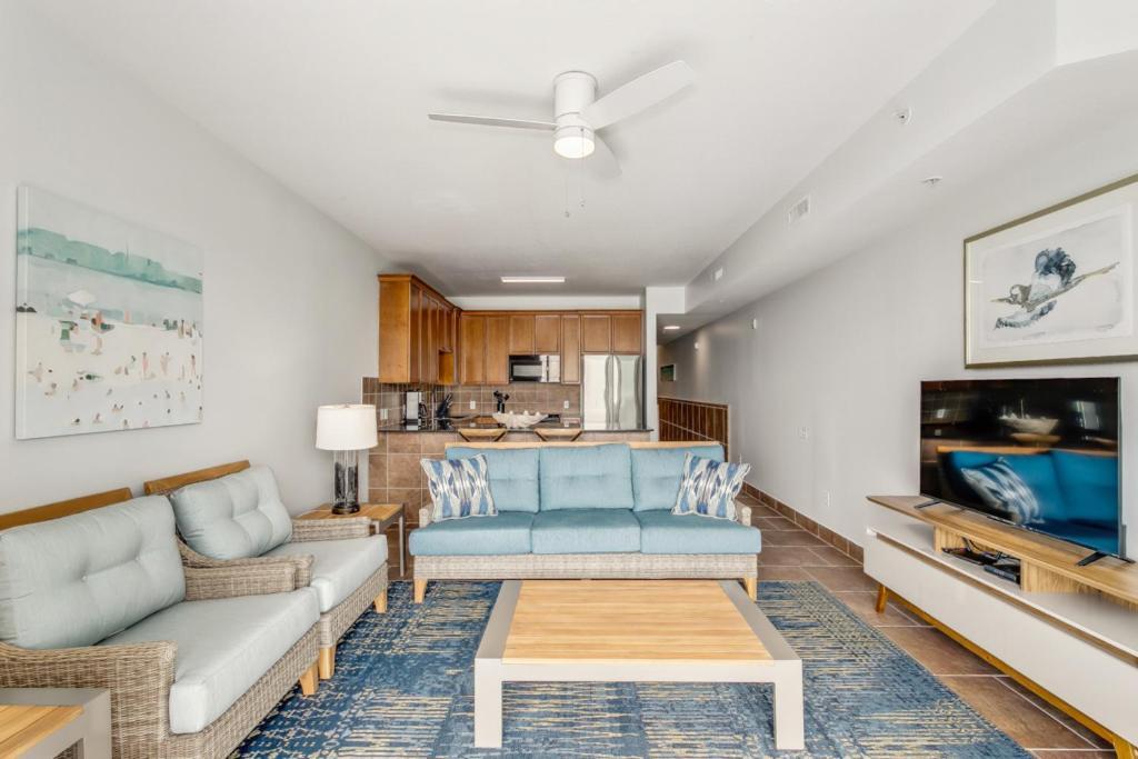 Apartment Club 1b - 205b
