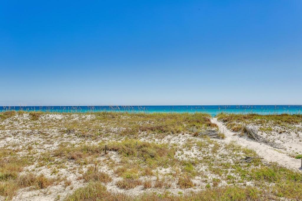 Club 2b - 106a Pensacola Beach