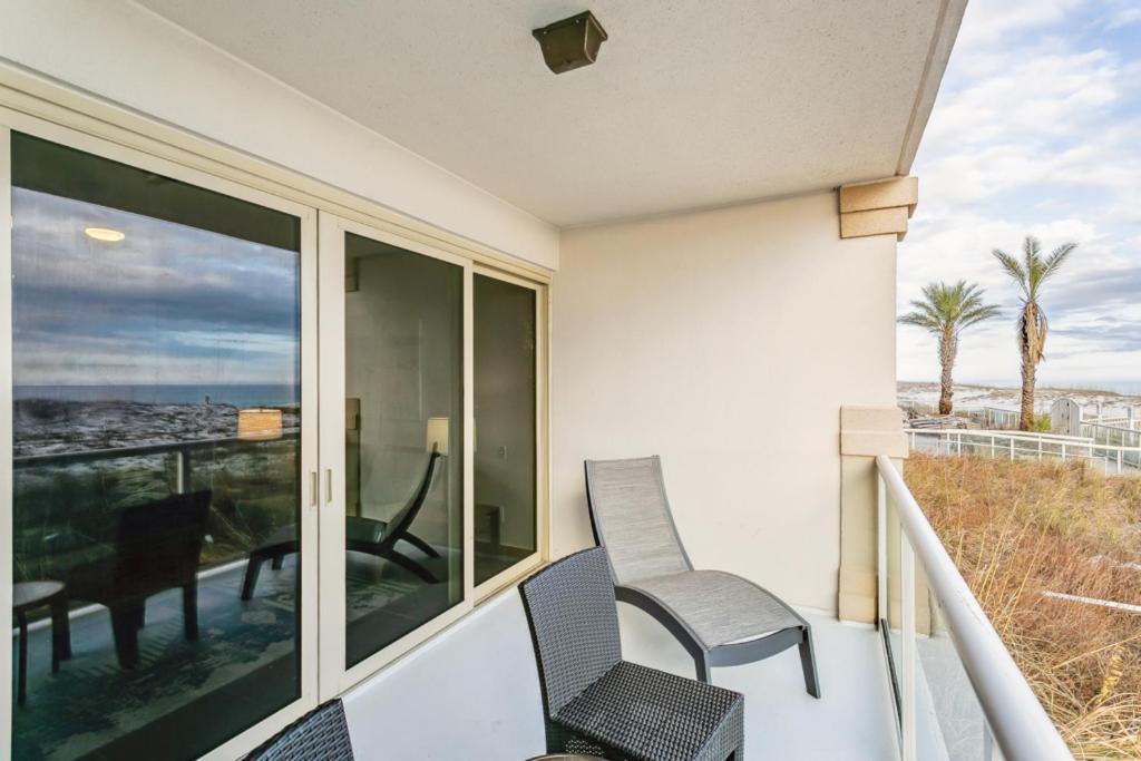 Apartment Club 1b - 104a Pensacola Beach