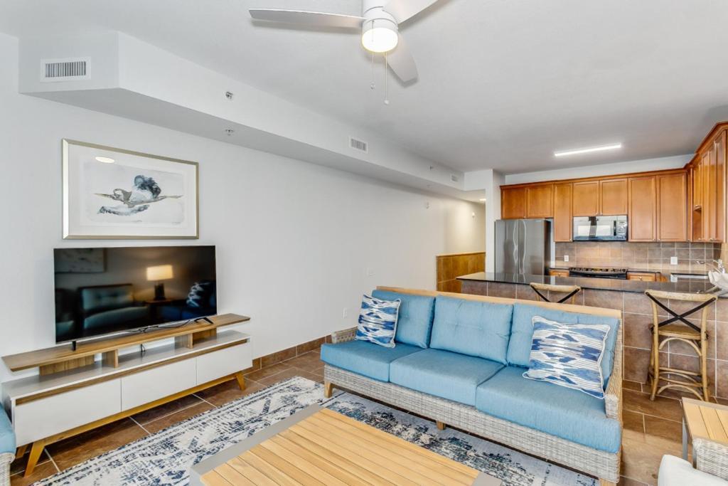 Club 1b - 104a * Pensacola Beach