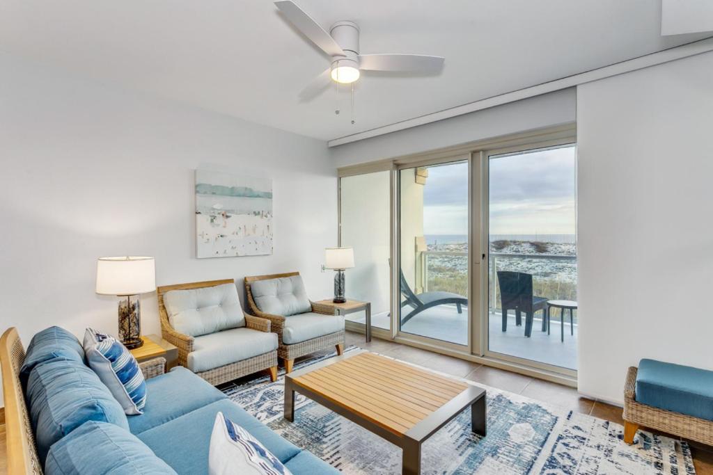 Club 1b - 104a Apartment *
