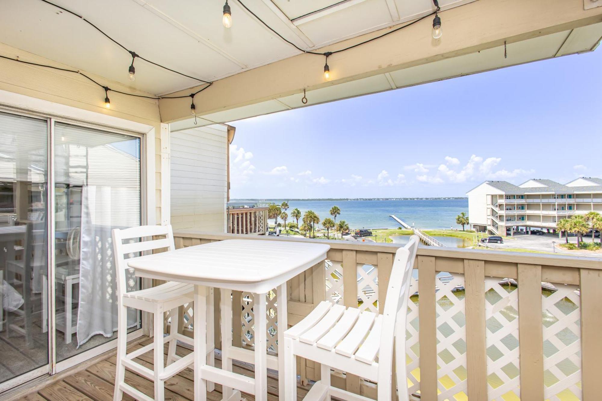 Holiday home Baywatch D11 *