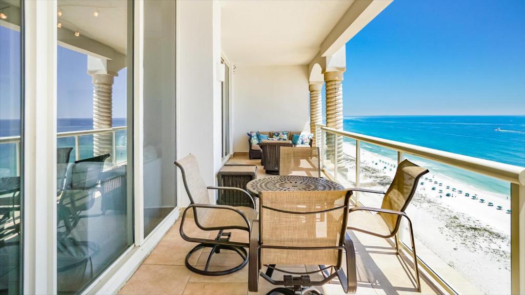 Club Gulf Front 3b - 1604 Apartment