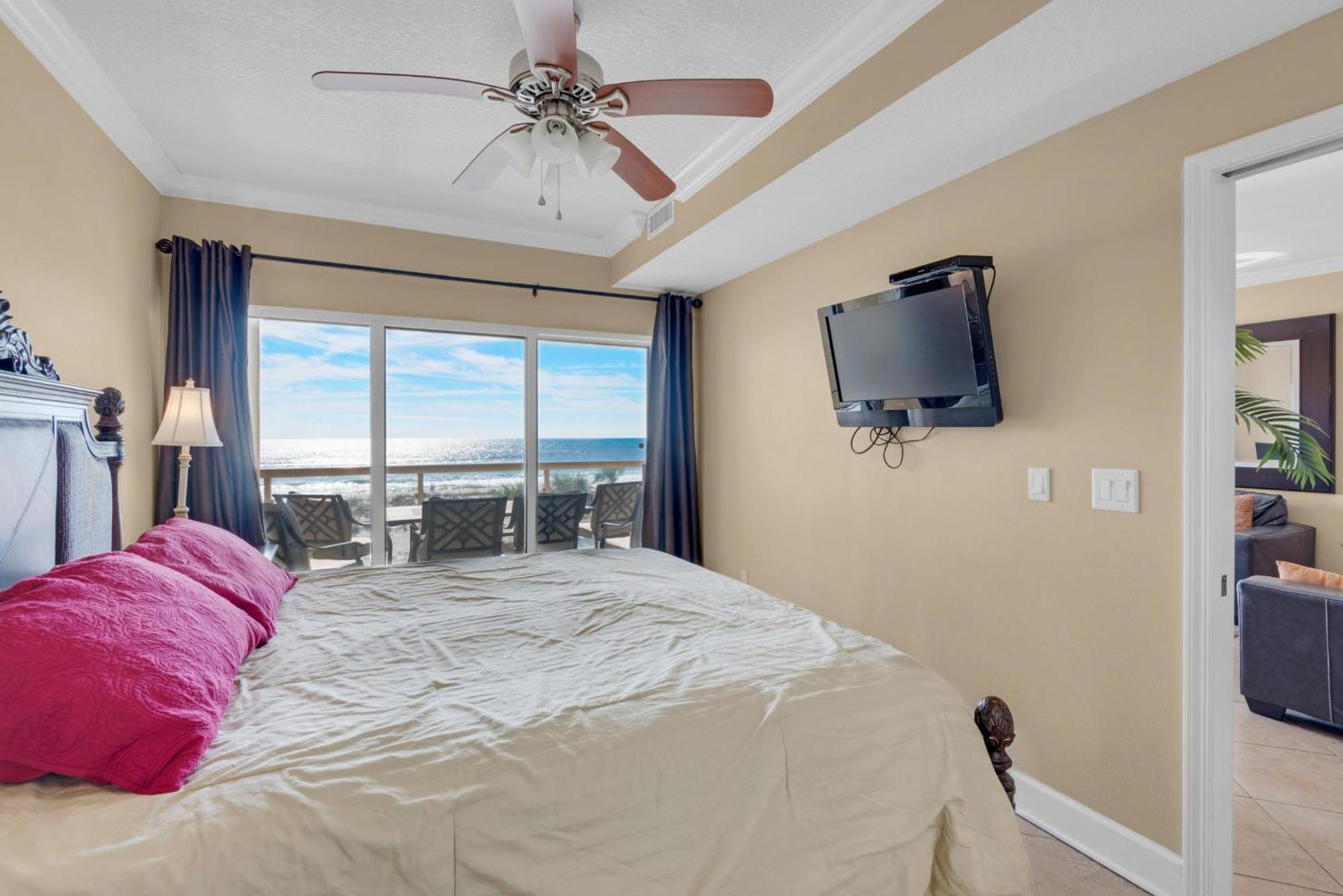 Emerald Isle Unit 202 *