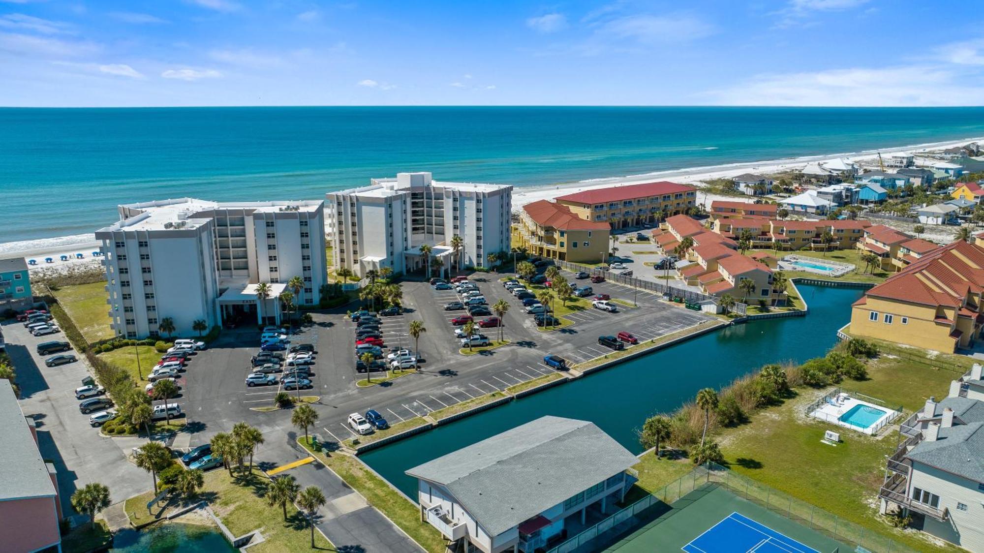 Regency Towers Unit 406w Holiday home