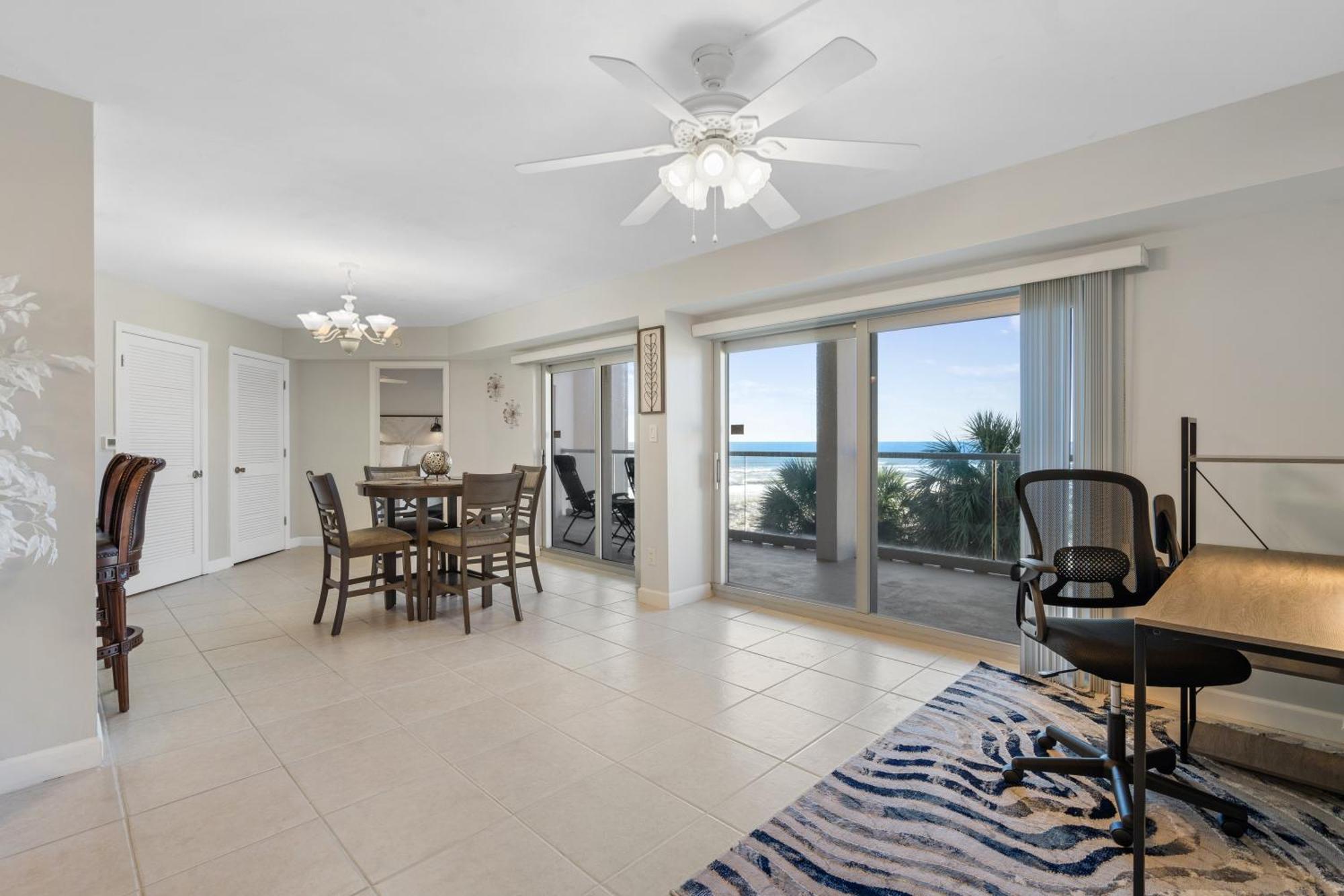 Regency Towers Unit 406w Holiday home