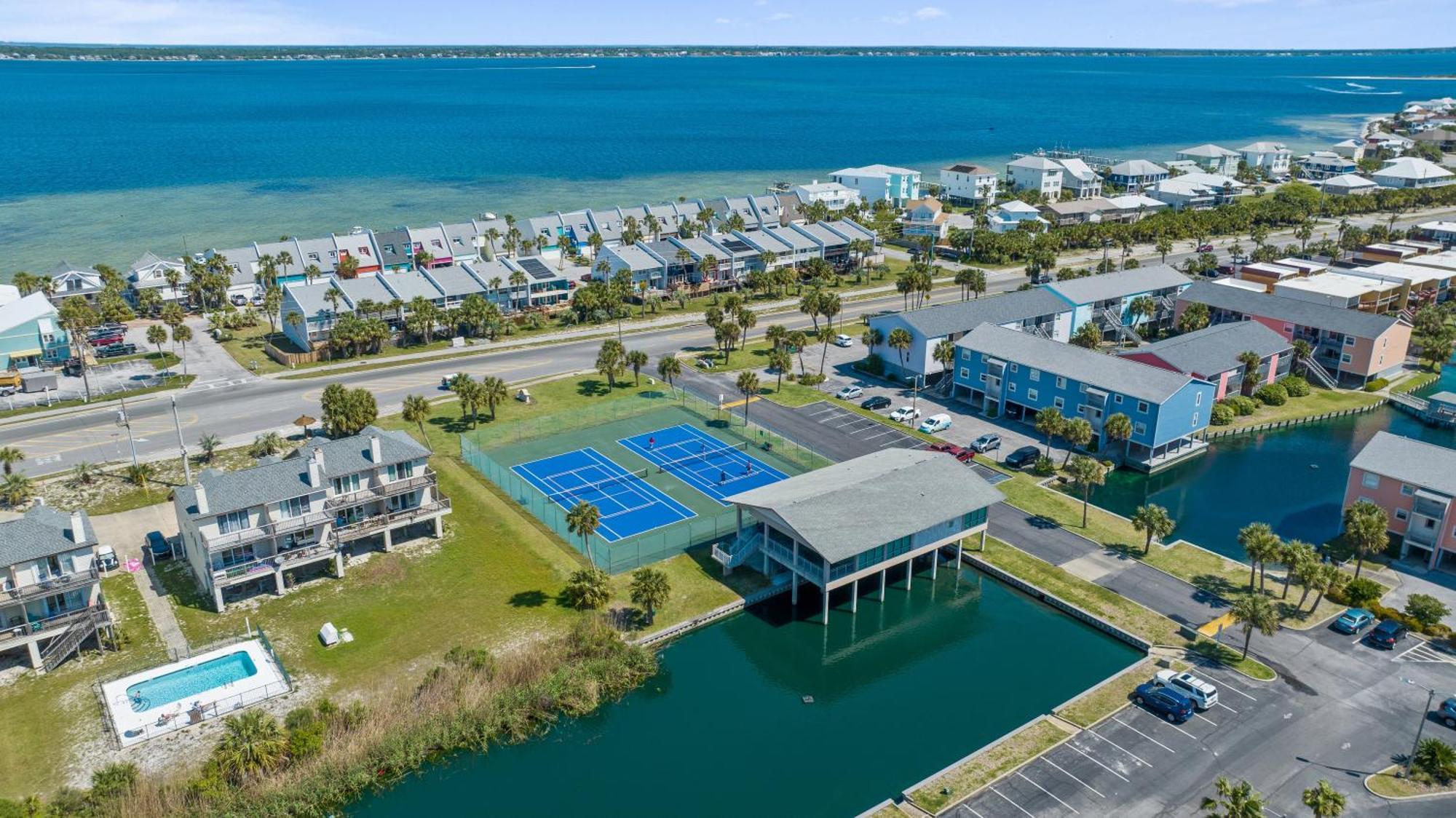 Regency Towers Unit 406w Holiday home