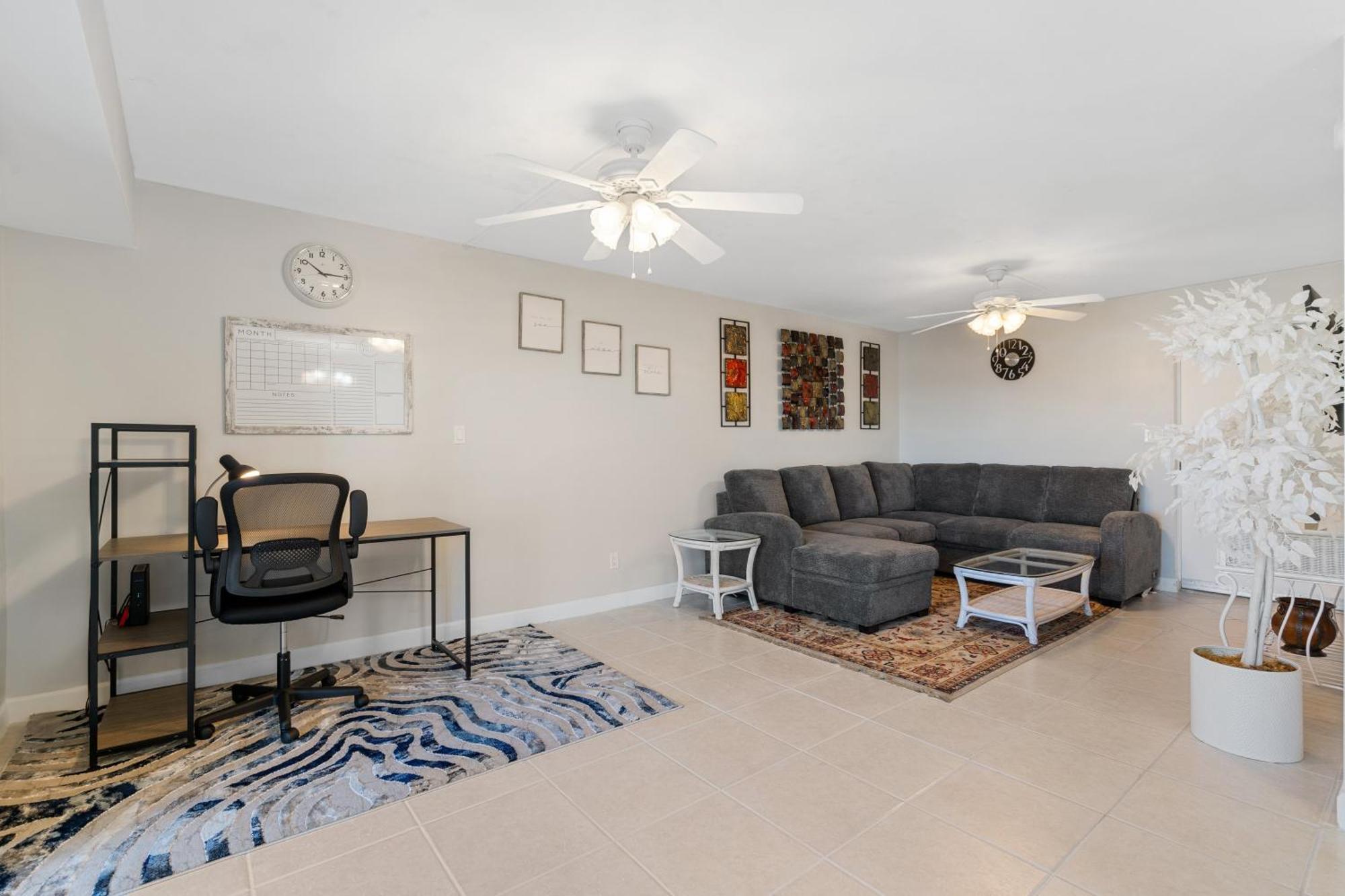 Regency Towers Unit 406w Holiday home *