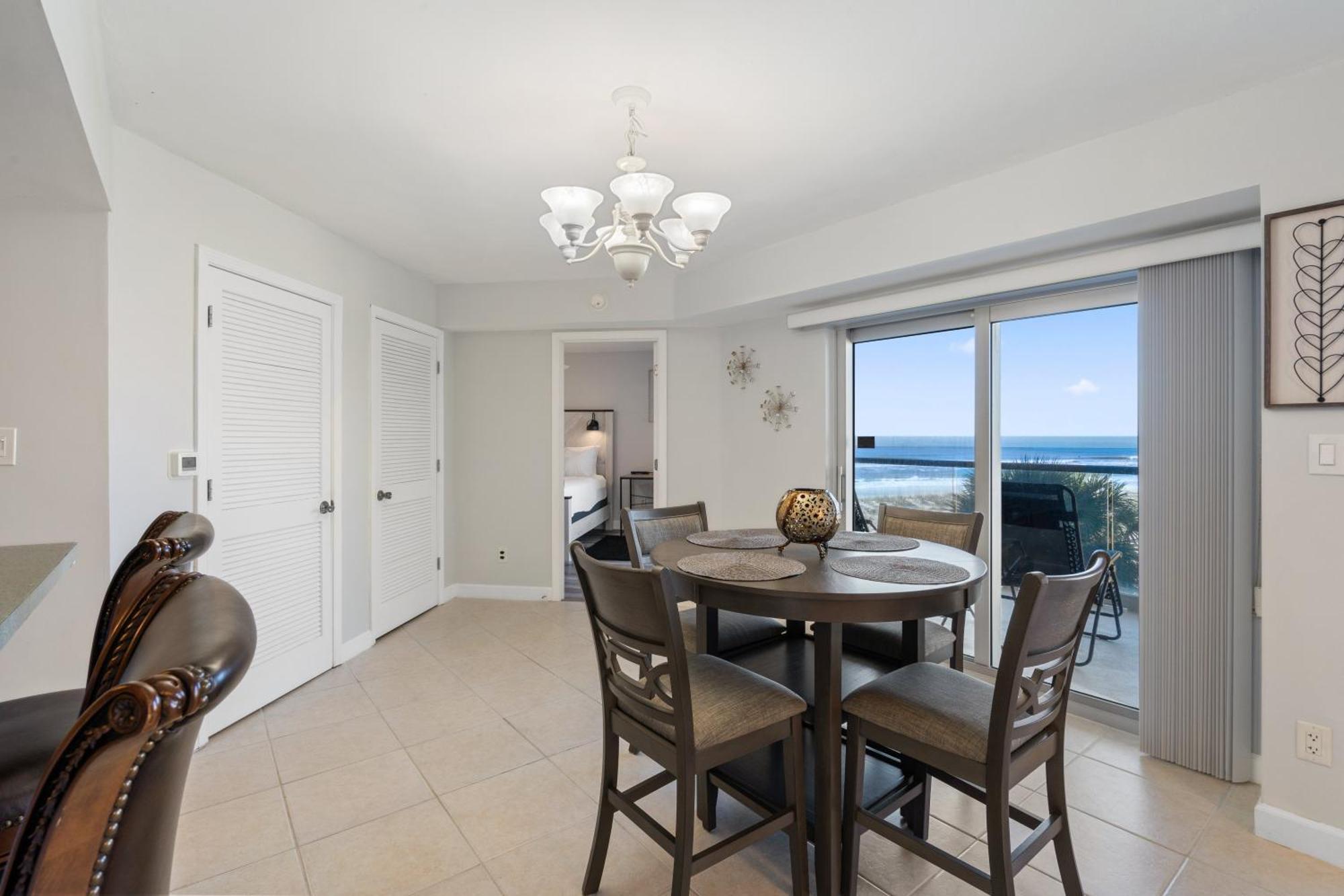 Regency Towers Unit 406w Holiday home