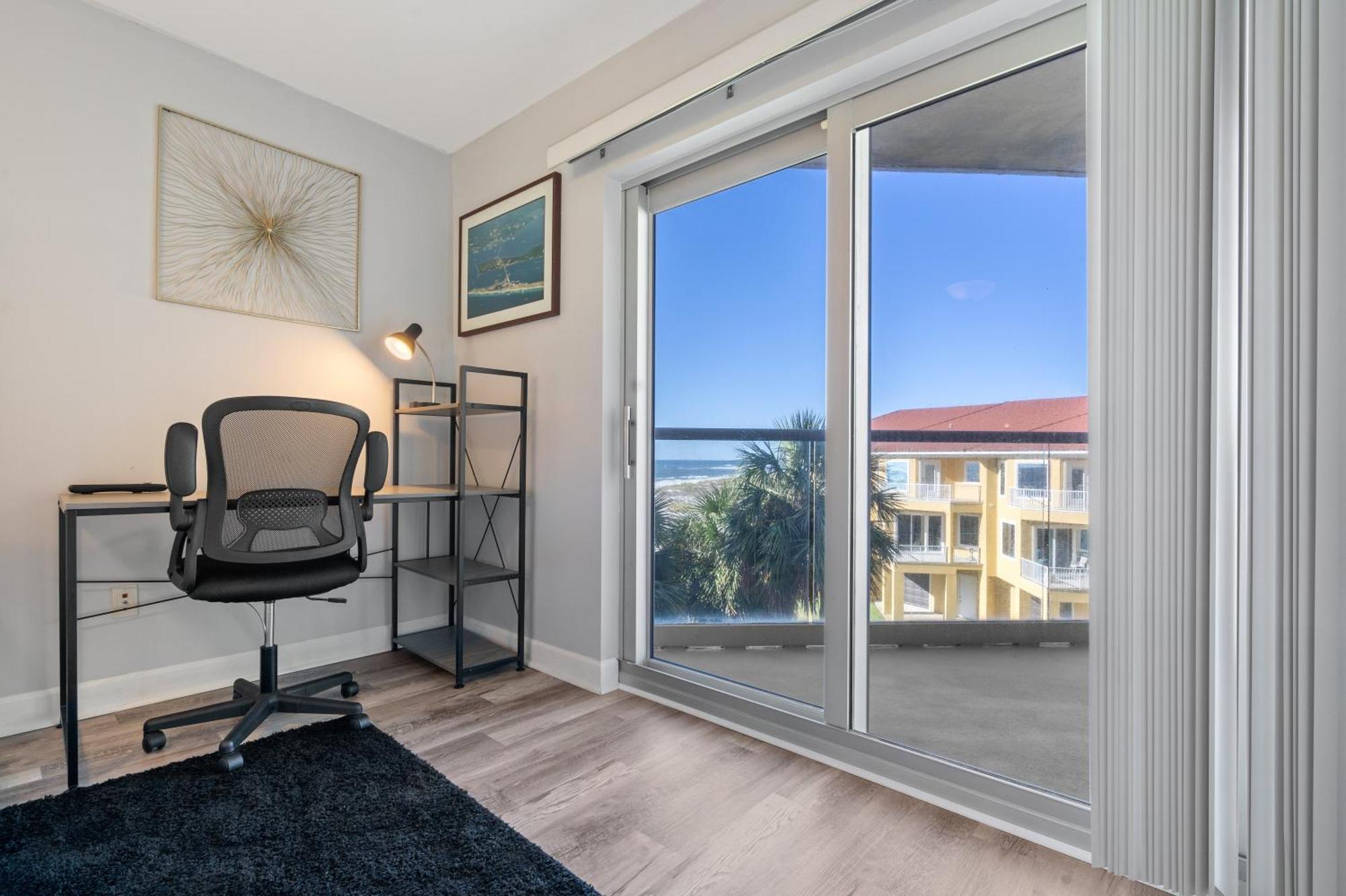Holiday home Regency Towers Unit 406w *
