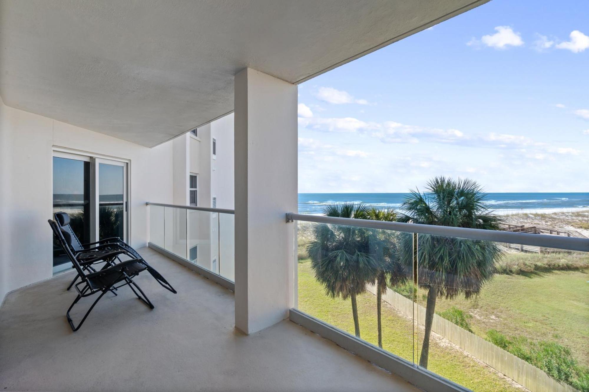 Regency Towers Unit 406w Holiday home *
