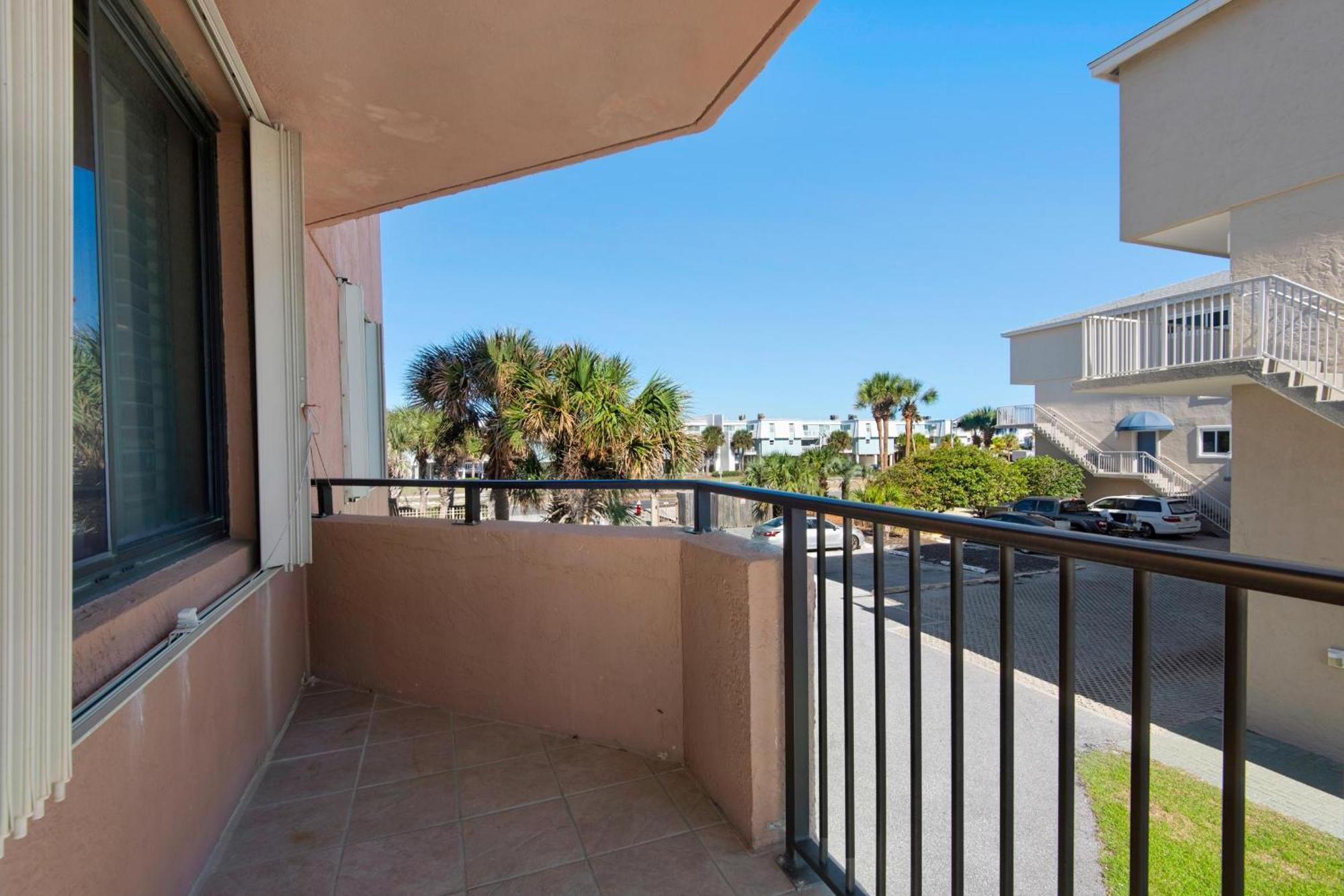 Holiday home Gulf Winds 101 *
