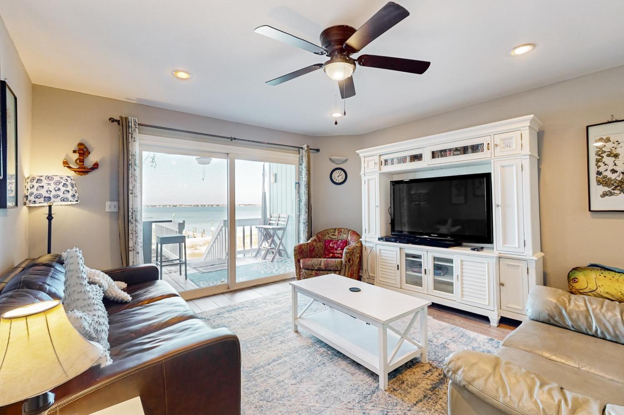 White Sands Bay Front Pensacola Apartment