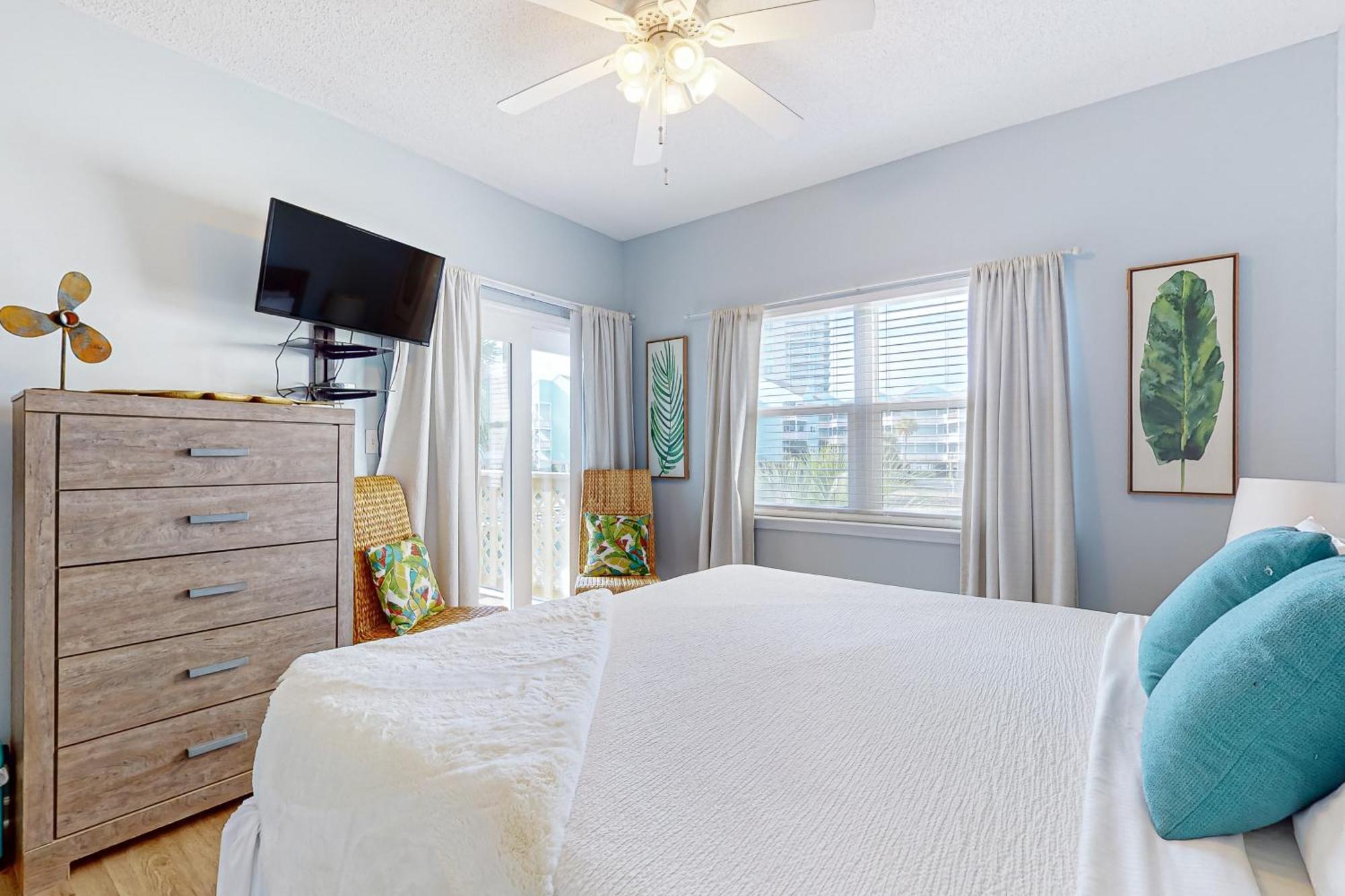Baywatch F2 Apartment
