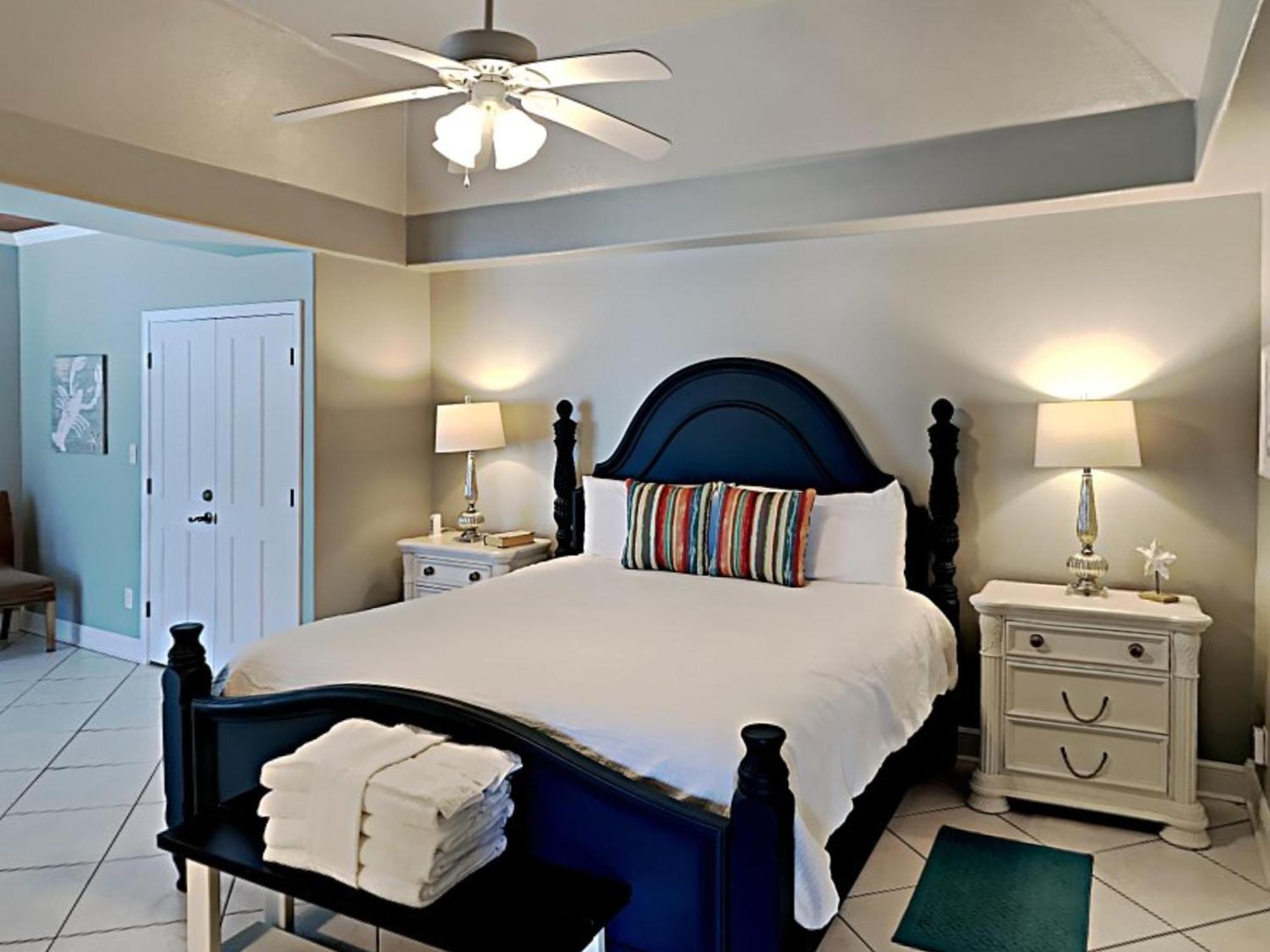Sans Souci 707 - Just Beachy Apartment *