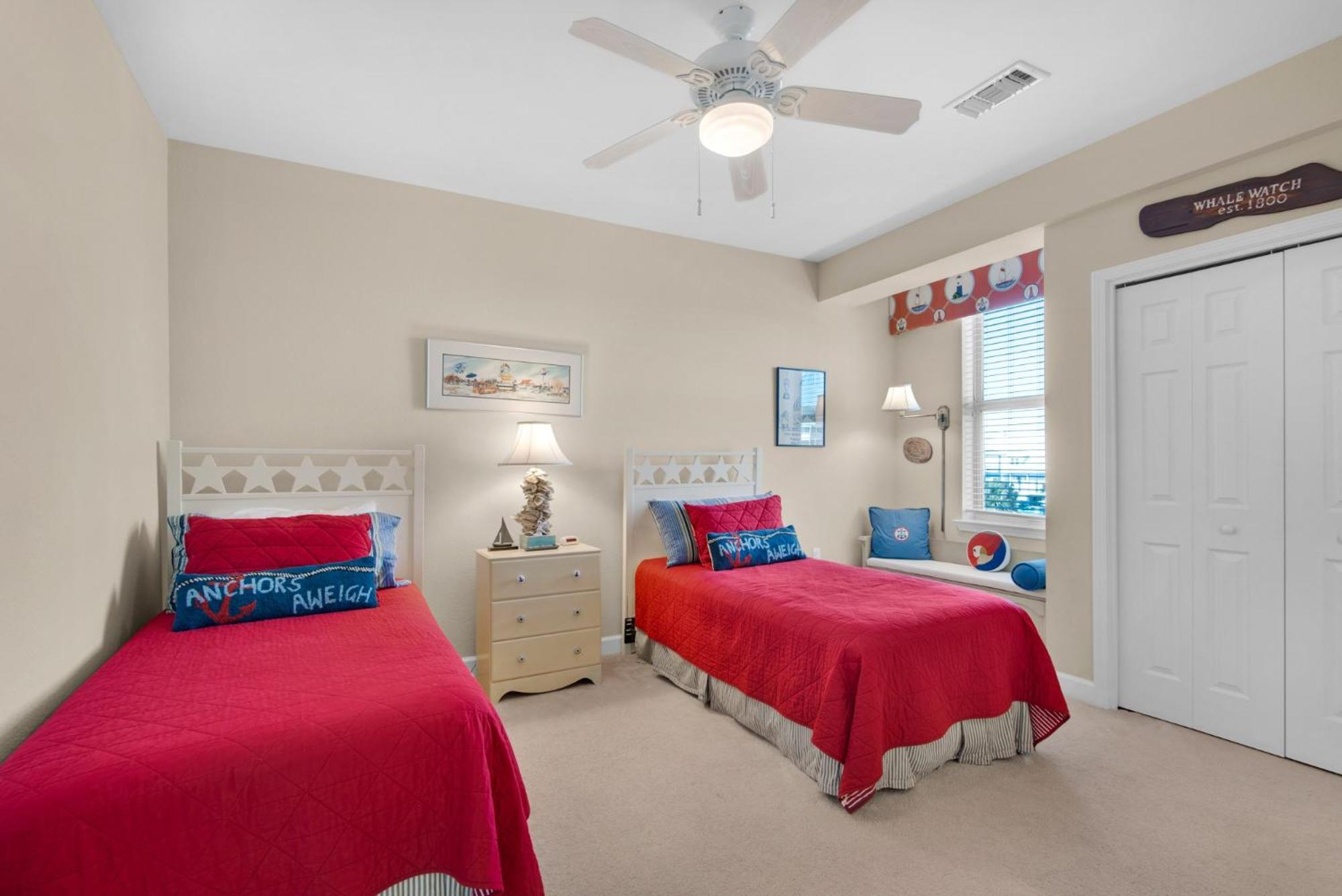 Holiday home Portside Beauty And The *