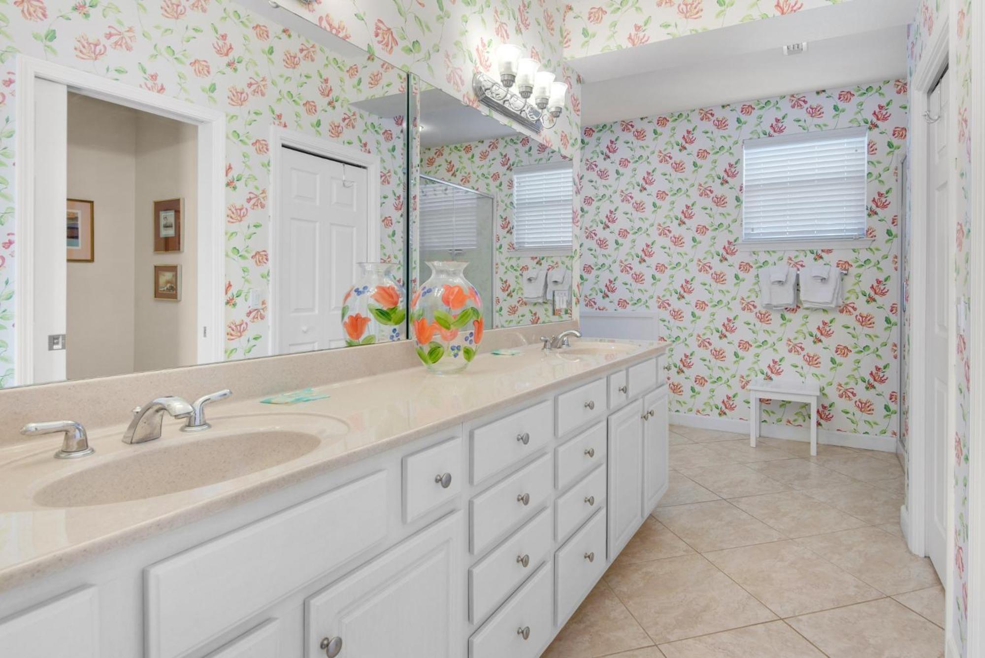 Portside Beauty And The Holiday home *