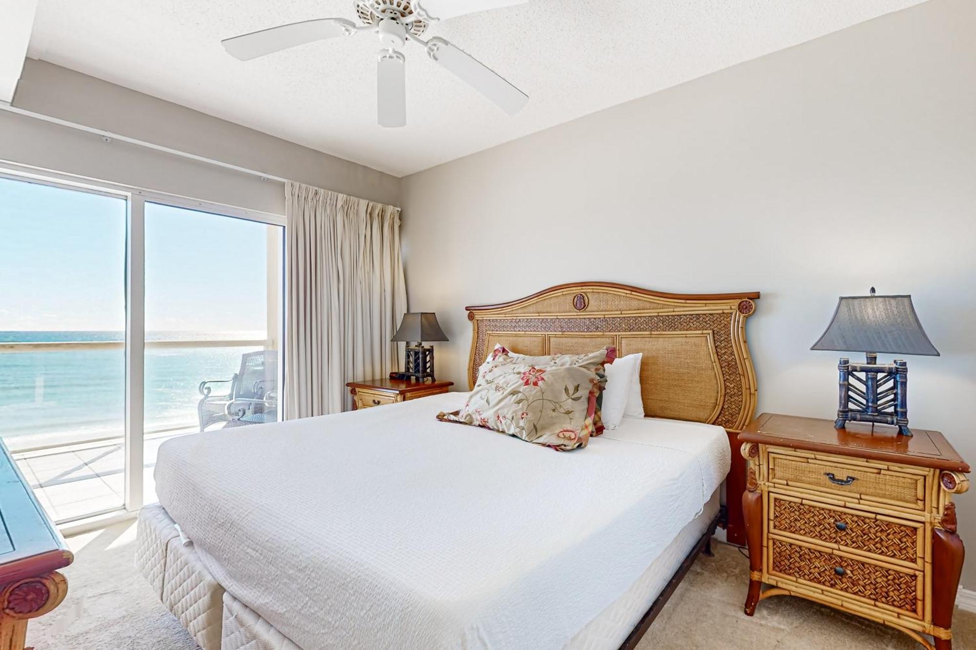 Apartment Emerald Isle 0603 *