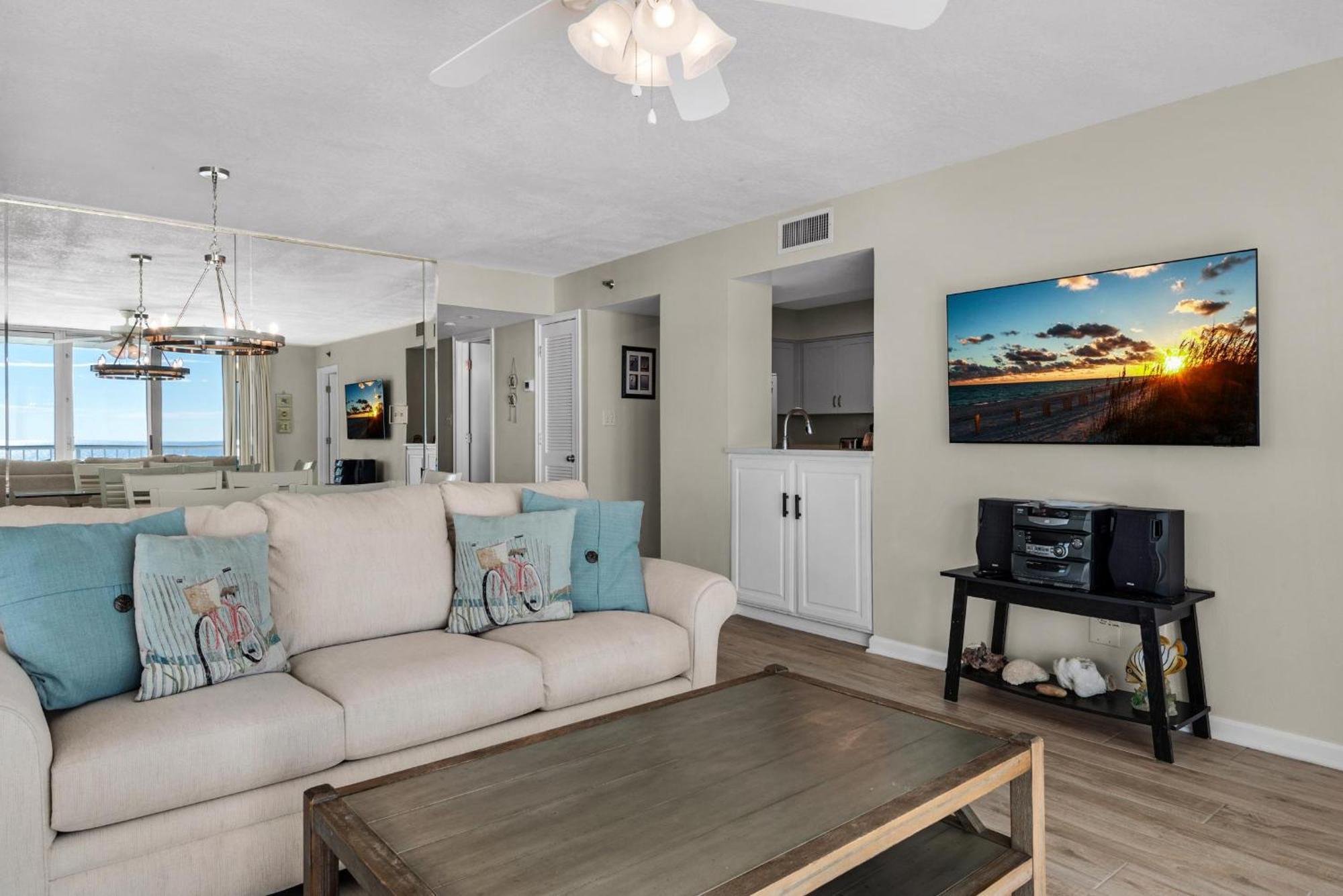 Tristan Towers Unit 9b Holiday home *