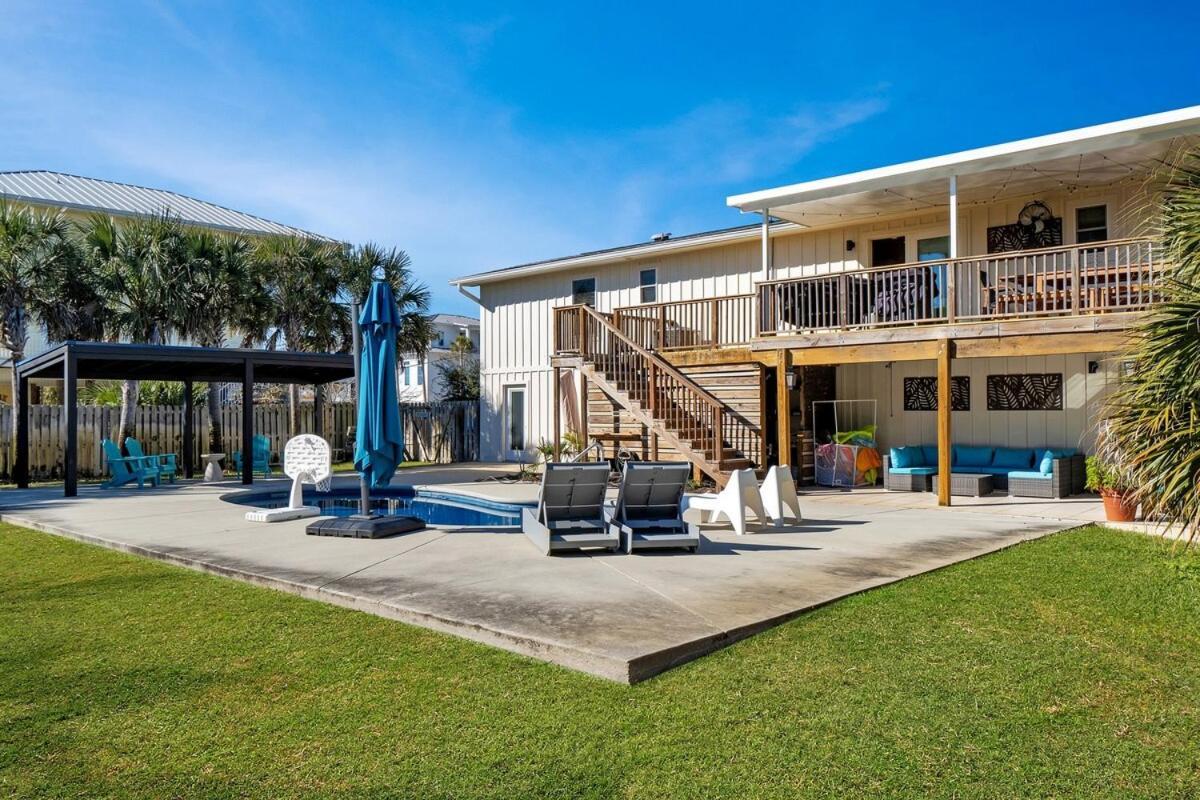 Panferio Paradise- Pool House On Pensacola Holiday home