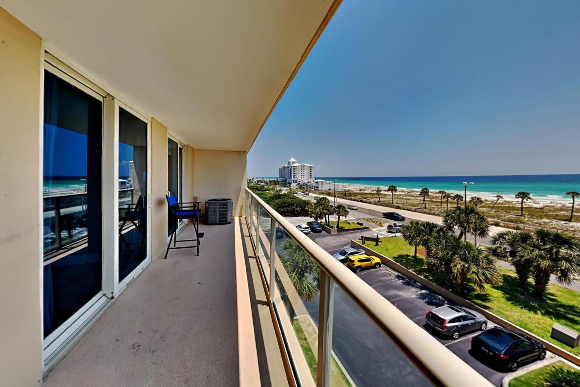 Sabine5f * Pensacola Beach